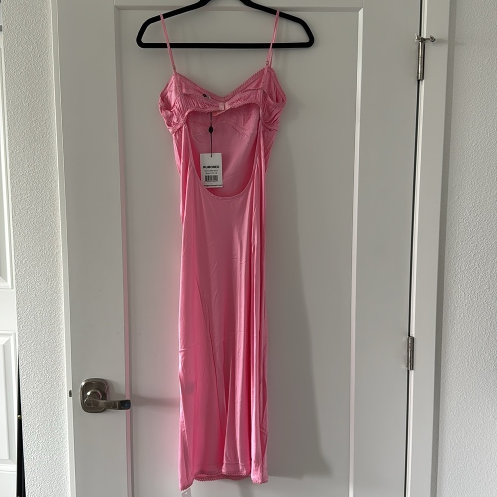 Rumored Monroe Pink Midi Slip Dress bonbon pink - Picture 3 of 3